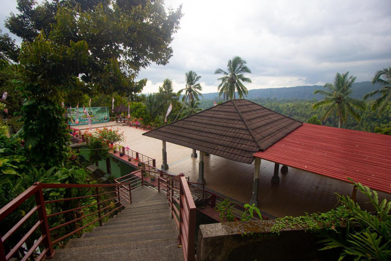 Villa Ipsa Munduk Exteriör bild