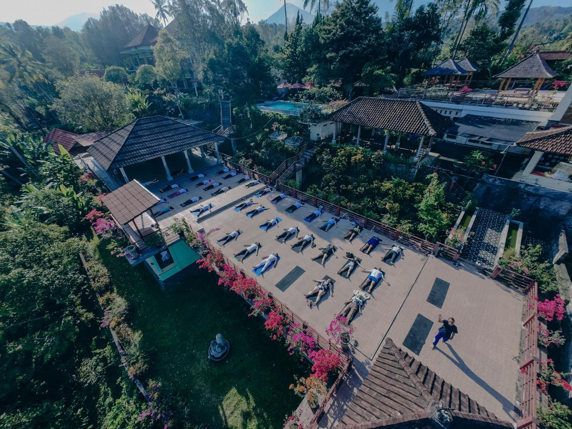 Villa Ipsa Munduk Exteriör bild